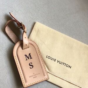 Louise Vuitton Monogrammed Purse Luggage ID Tag. LV mini dust cover included.